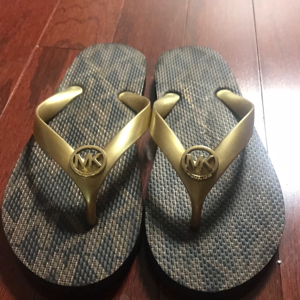 Michael Kors MK Flip-Flops